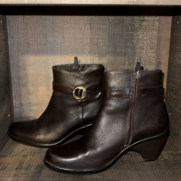 DANSKO boots- size 38 (8) - Picture 6 of 13